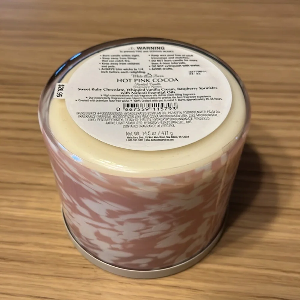 Bath & Body Works 3 Wick Candle. Hot Pink Cocoa